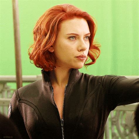 The 25 Sexiest Scarlett Johansson GIFs (NSFW) (56k。